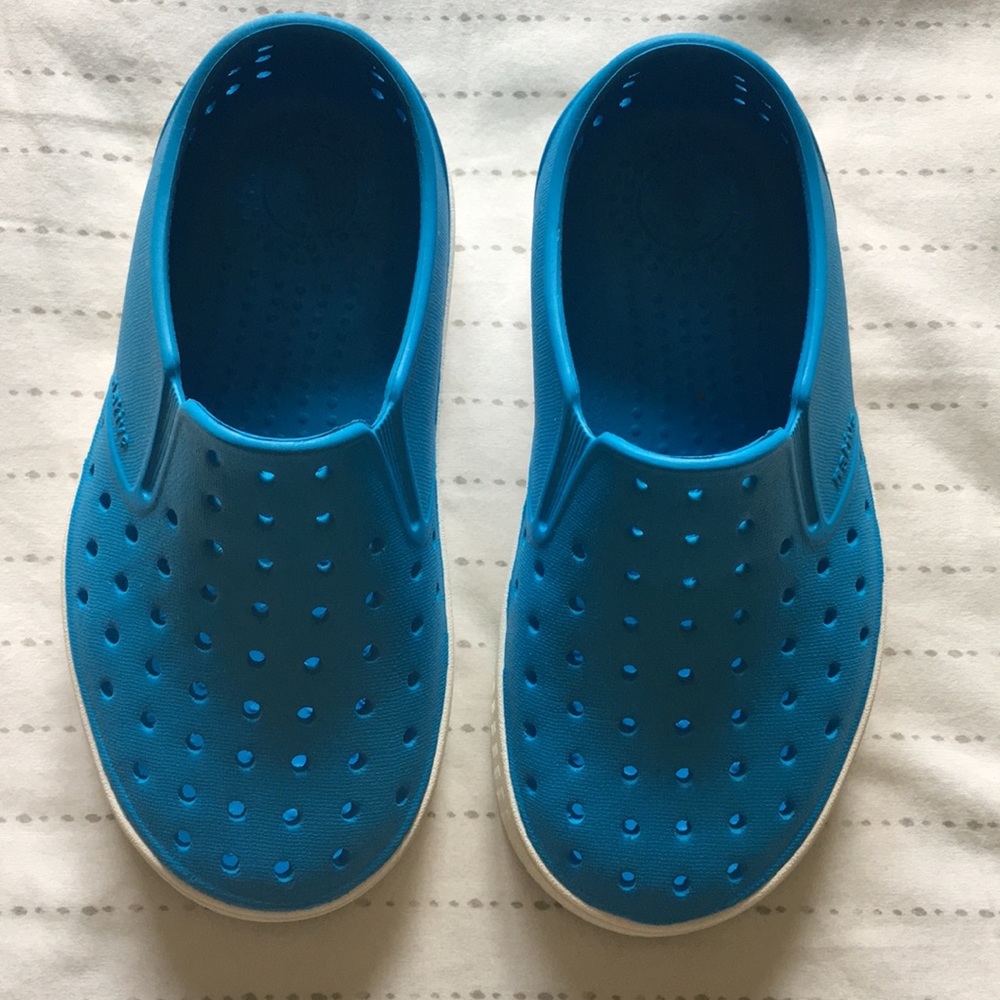 Boys size 11 Native shoes New Without Tags